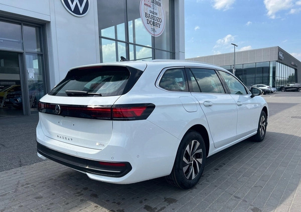 Volkswagen Passat cena 169900 przebieg: 5, rok produkcji 2024 z Kamień Krajeński małe 56